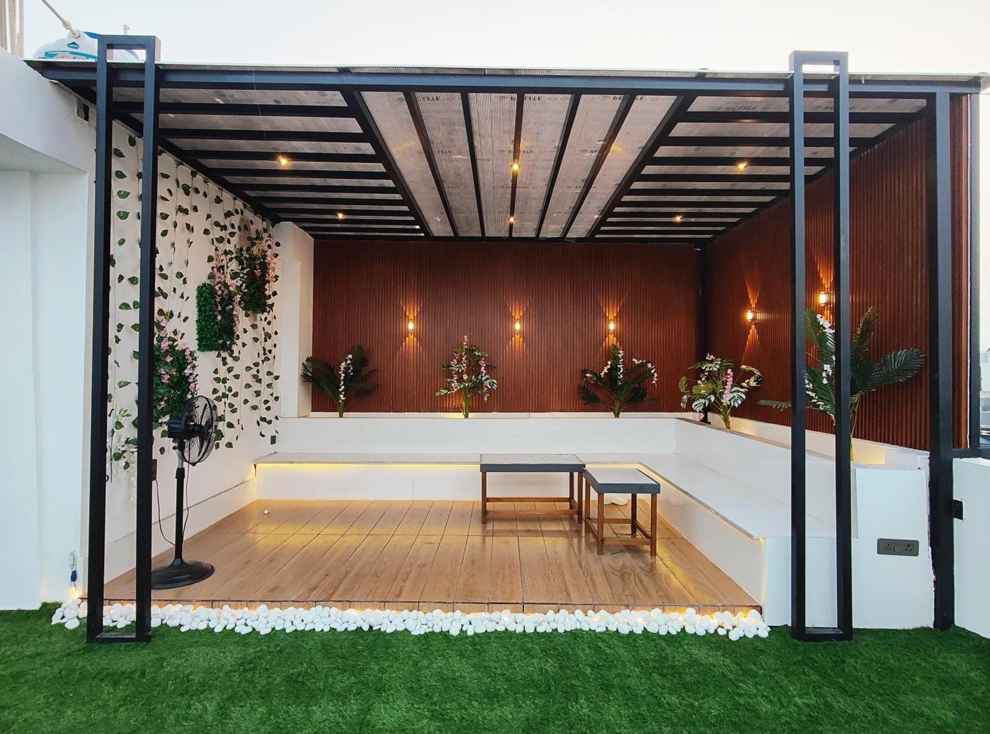 Enchanted The Roof Rekha, With Private Trace Garden Otel Yeni Delhi Dış mekan fotoğraf